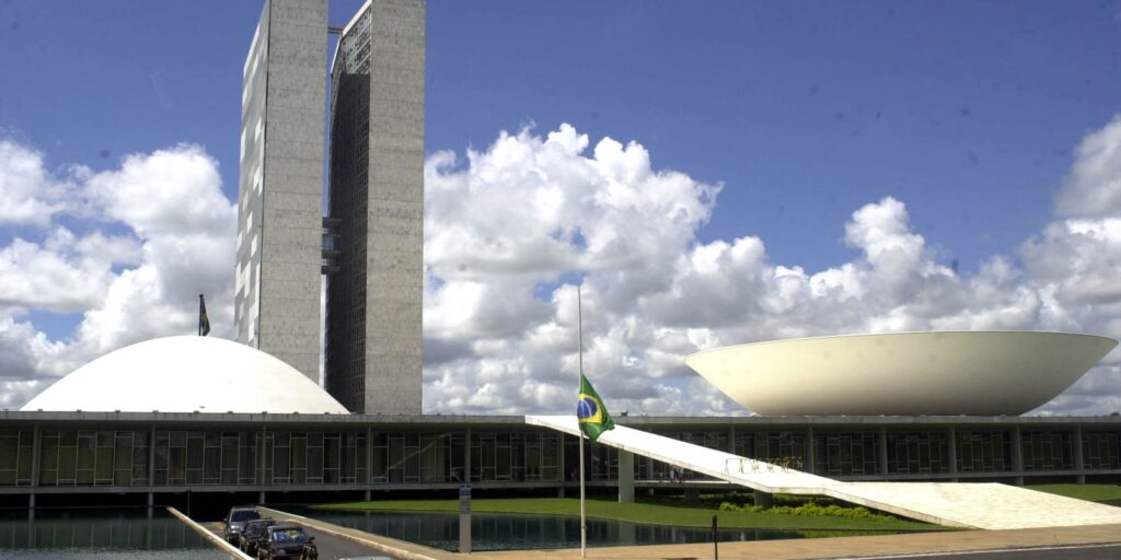 Congresso discute Isenção do IR e MP do Brasil Soberano nesta semana