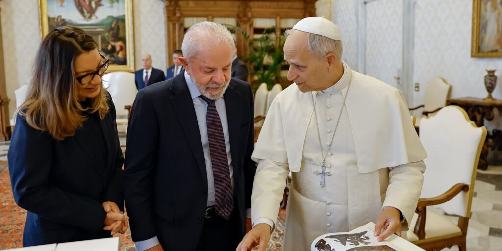 Lula e Janja se encontram com papa Leão no Vaticano