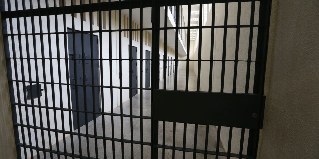 Senado aprova mudanças nos critérios para prisão preventiva