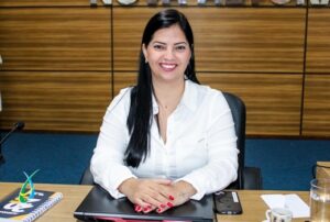Vereadora Andrea Fim apresenta requerimentos sobre educação, saúde e inclusão social