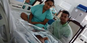 Câmara aprova licença-paternidade de 20 dias, com 4 anos de transição