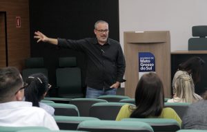 Detran-MS valoriza o público acima de 60 anos com descontos na CNH e atendimento personalizado