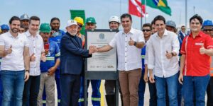 Lula entrega obras do Porto de Outeiro e do Aeroporto de Belém