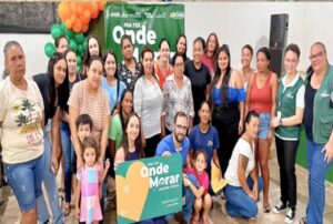 Prefeitura de Aporé entrega cartões do Aluguel Social a 22 famílias em ação de inclusão e dignidade