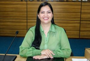 Vereadora Andrea Fim Requer Informações sobre Exames de Ultrassonografia pelo SUS em Nova Alvorada do Sul