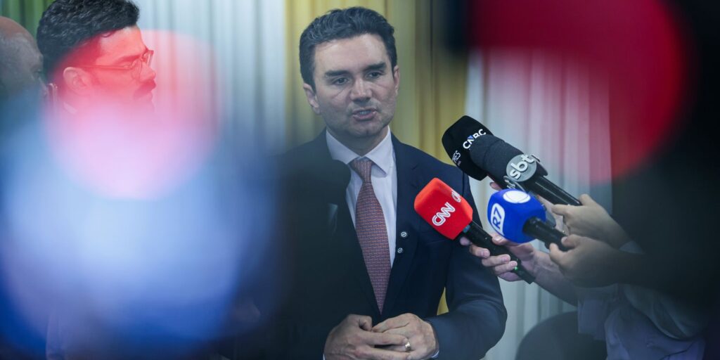 Celso Sabino anuncia saída do Ministério do Turismo