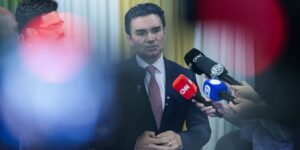 Celso Sabino anuncia saída do Ministério do Turismo