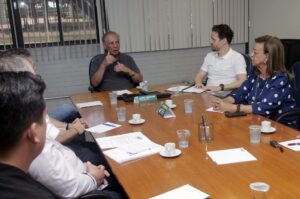 Detran e Cetran alinham implementação da nova CNH e mudanças na legislação de ciclomotores