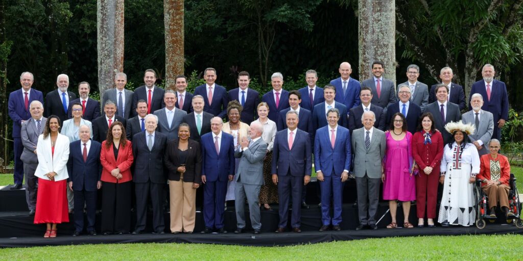 Reunião ministerial discute segurança pública, pobreza e reforma do IR